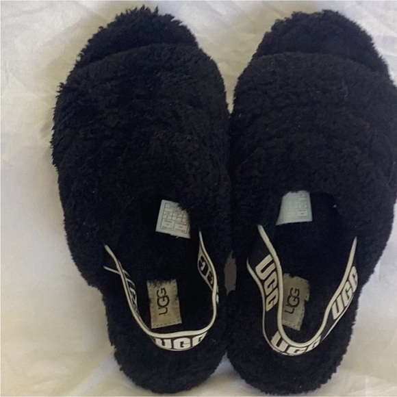 UGG Sandals - Picture 4 of 6